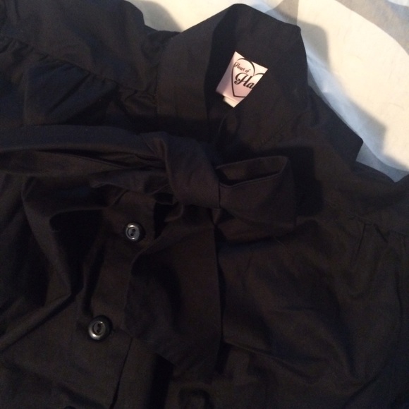 ❤️SOLD❤️ Heart of Haute Estelle Top - Picture 3 of 3