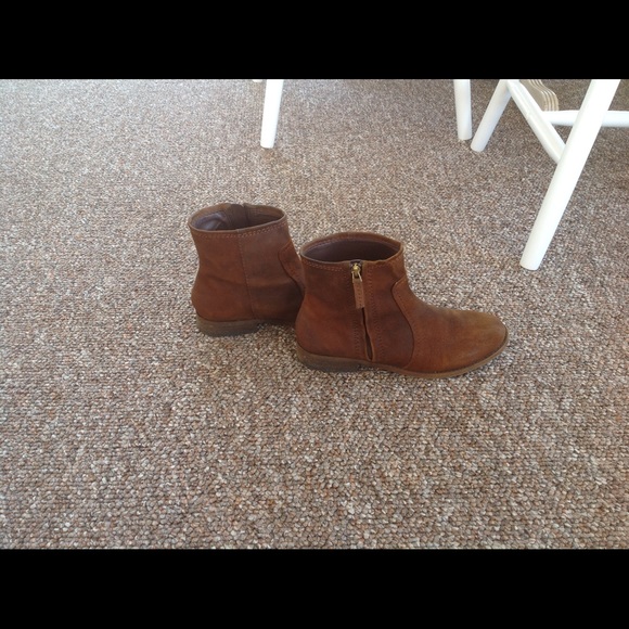 Franco Sarto leather ankle boots SOLD/UNAVAILABLE - Picture 2 of 4