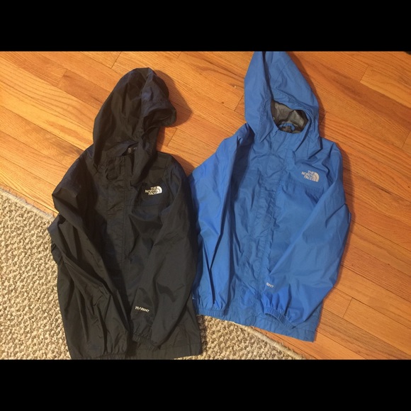 2- Kids North Face rain coats (size small)
