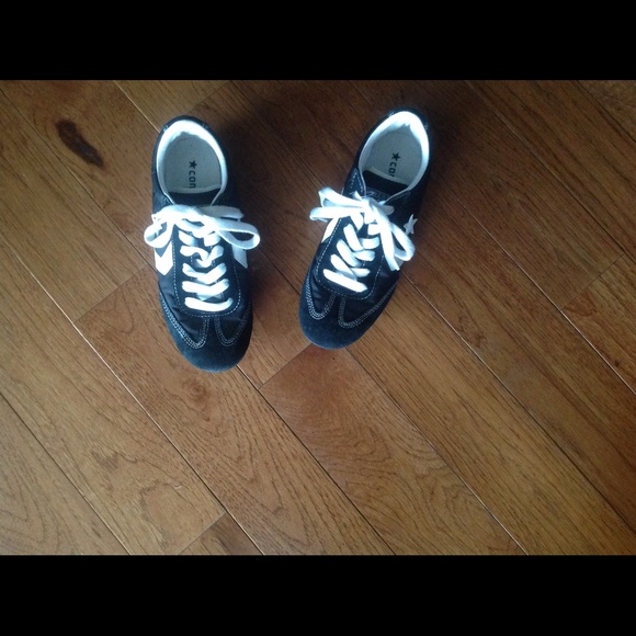 SOLD/Converse Retro Shoes