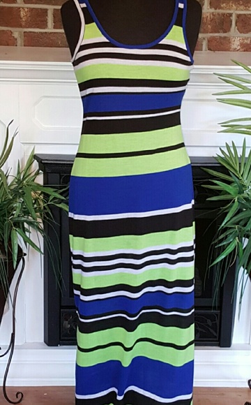 🔴 $$ "NWOT" Striped Maxi Dress - Picture 3 of 3