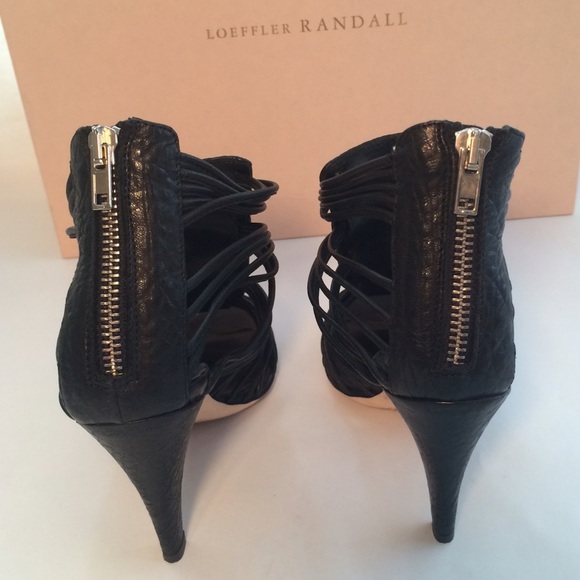 Loeffler RANDALL - Picture 2 of 4