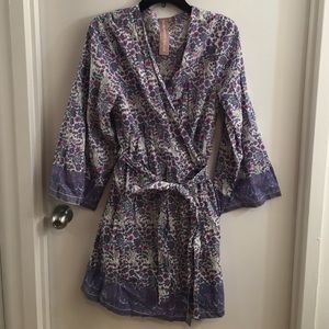 Plum Pretty Sugar Floral Robe