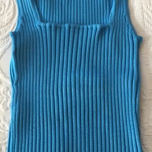 Bright blue, ribbed tank - S