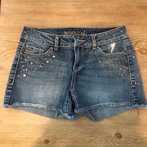 Maurice's shorts
