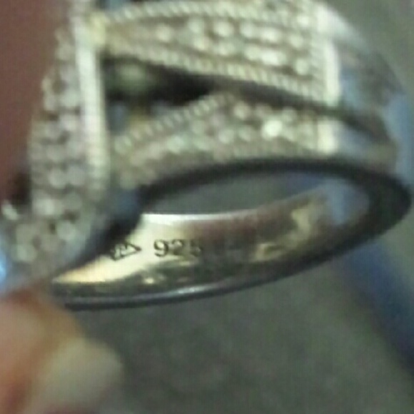 Breathe taking pave diamond flower ring set in SS - Picture 4 of 4