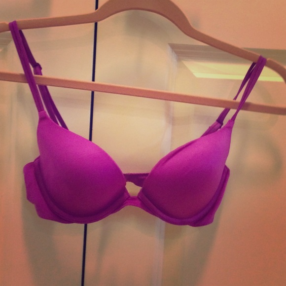 Victoria's Secret 34B magenta bra