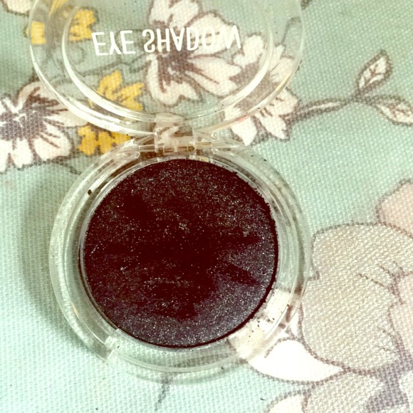 Black shimmer eye shadow -Used once