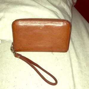 Fossil wristlet