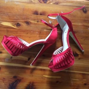 Colin Stuart for VS Red Satin Heels Size 7
