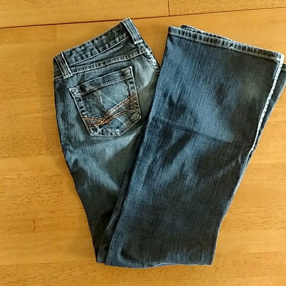 Buckle BKE Sabrina Jeans 27 x 33 1/2