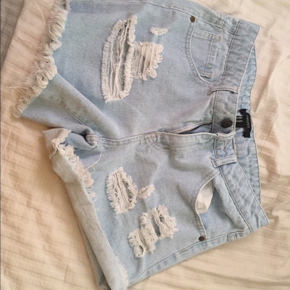 High waist denim shorts!