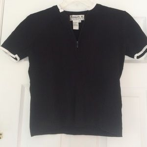 Joseph A zippered ribbed sweater white trim