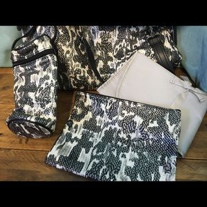 NEW--Kalencom diaper bag. Never been used.