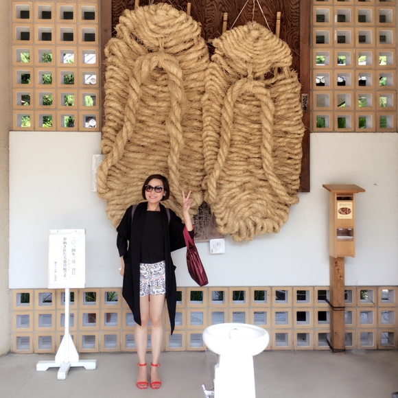 Happy selling and happy buying! - Picture 2 of 2