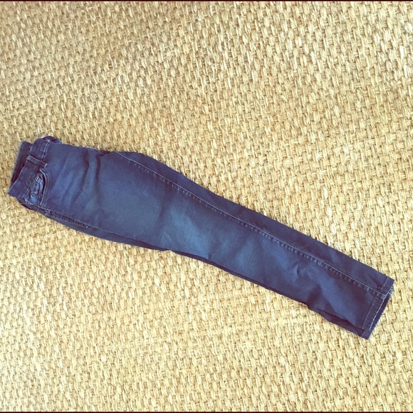 "The skinny" jeans by 7 for all mankind. - Picture 1 of 3