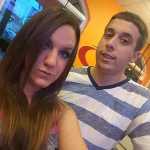 Meet your Posher, Holly