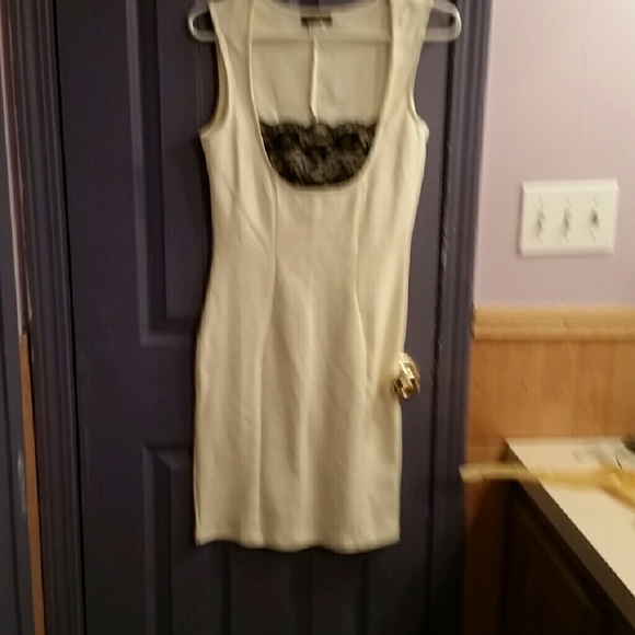Cream dress with black lace size 2 last day