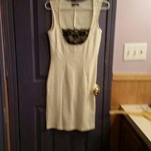 Cream dress with black lace size 2 last day