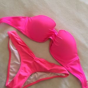 VS bikini