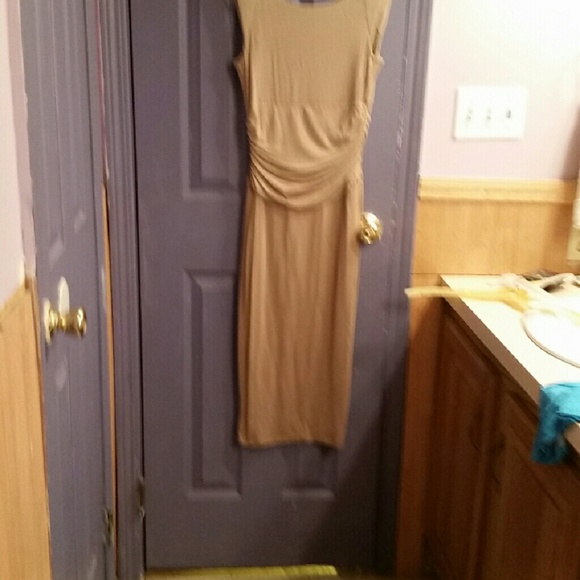 Beige dress ruched midsection Venus sz 2