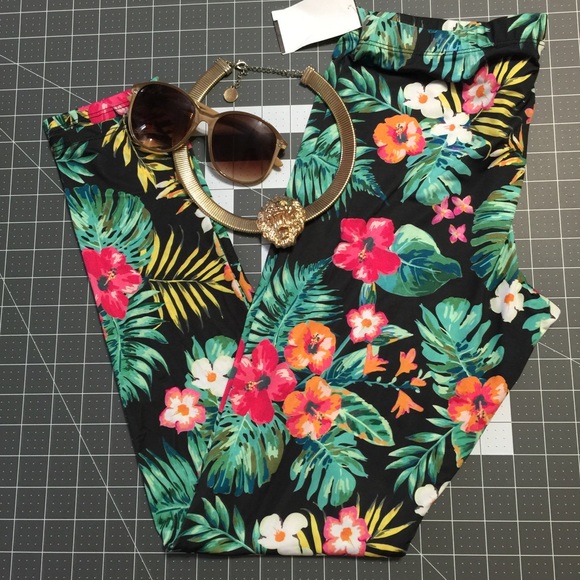 Tropical leggings size: large