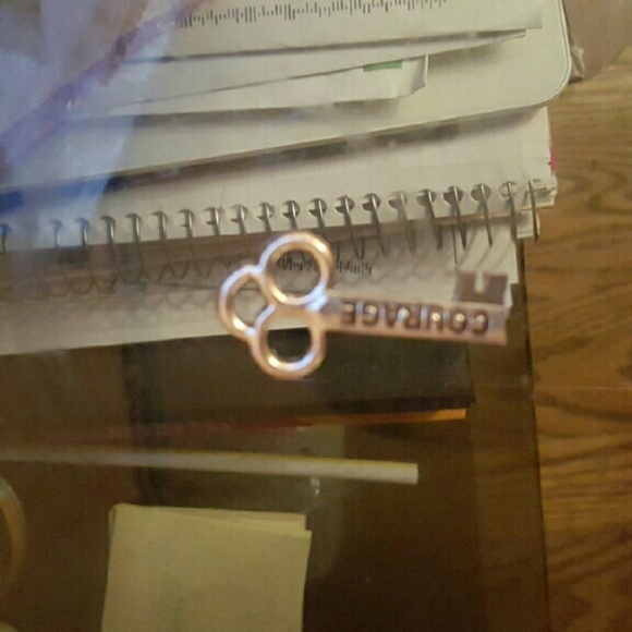 Knick knacks - Picture 3 of 4