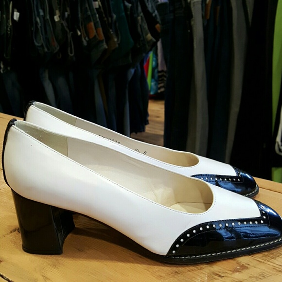 Stuart Weitzman black and white heels