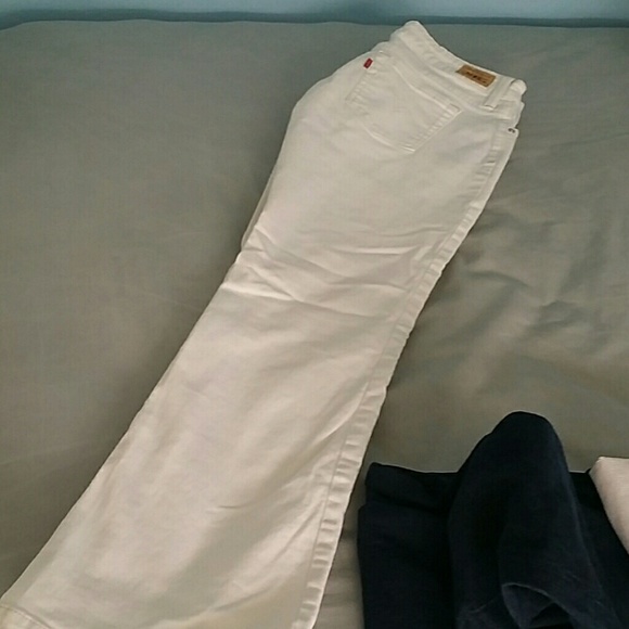 Levis white jeans