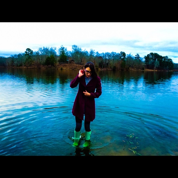 Meet Your Posher - Picture 4 of 4