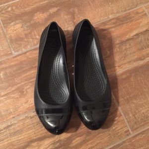 Crocs Cap toe flat