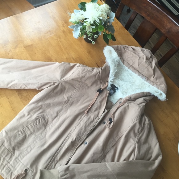 Finesse Short Jacket