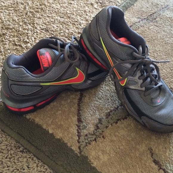 Nike Relax Shoes