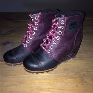 Sorel 1964 wedge boot Dahlia