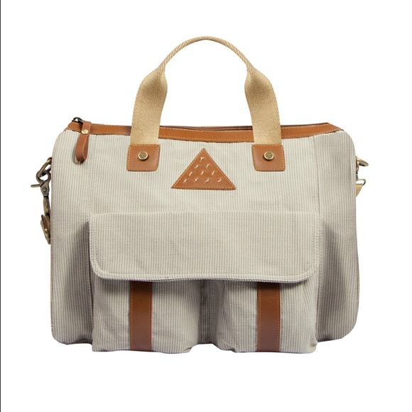 AKABA Viajero Duffel Bag in Isidro - Picture 2 of 3