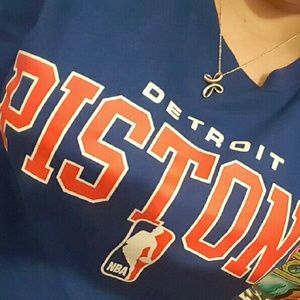 Meet your Posher, Cassandra