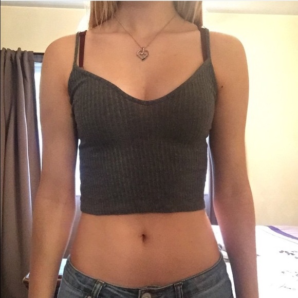 Brandy Melville crop top
