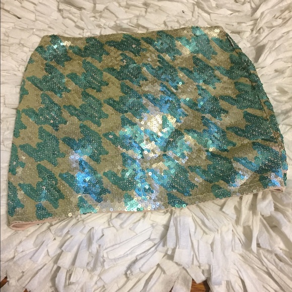 Sequence Mini skirt