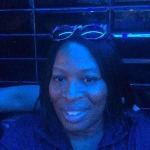 Meet your Posher, Tina