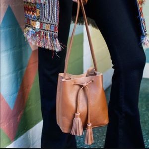 Shaffer LA Leather Bucket Bag