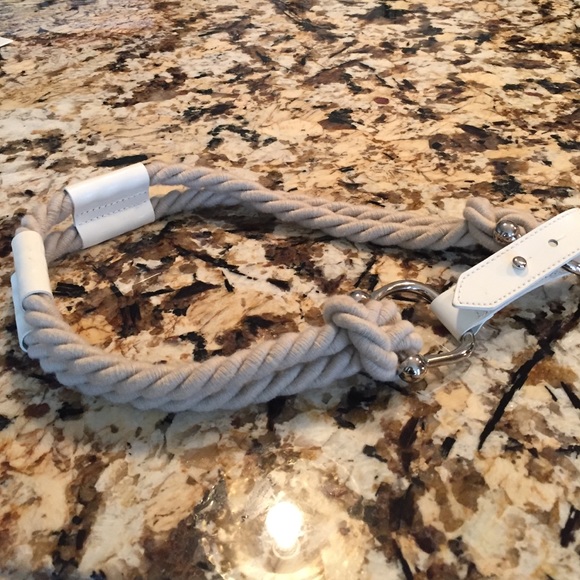 Burberry off white belt main image 4
