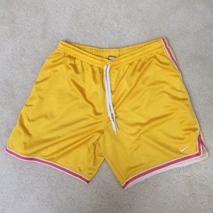 Women's basketball shorts