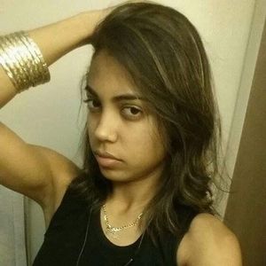 Meet your Posher, Cubanita