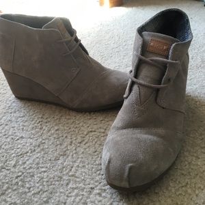 Toms Desert Wedge bootie