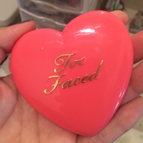Too faced love flush