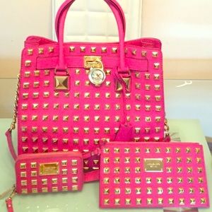 ISO STUD PINK MICHAEL KORS HAMILTON