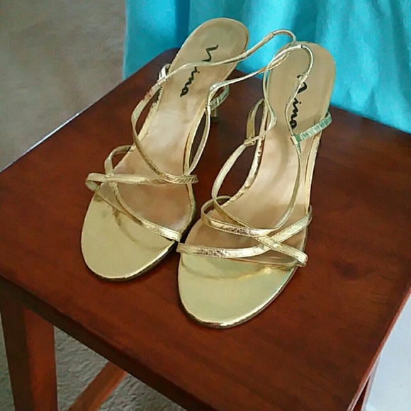 Sandals - Picture 1 of 3