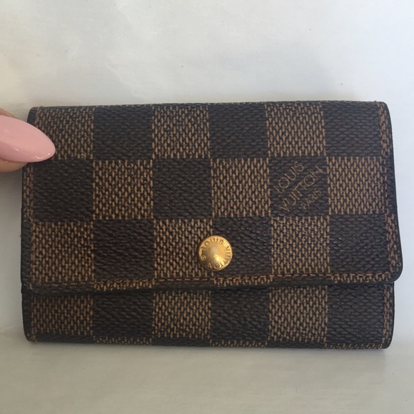 Authentic Louis Vuitton Key holder