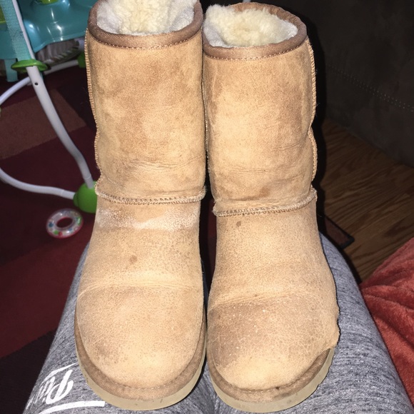 Ugg