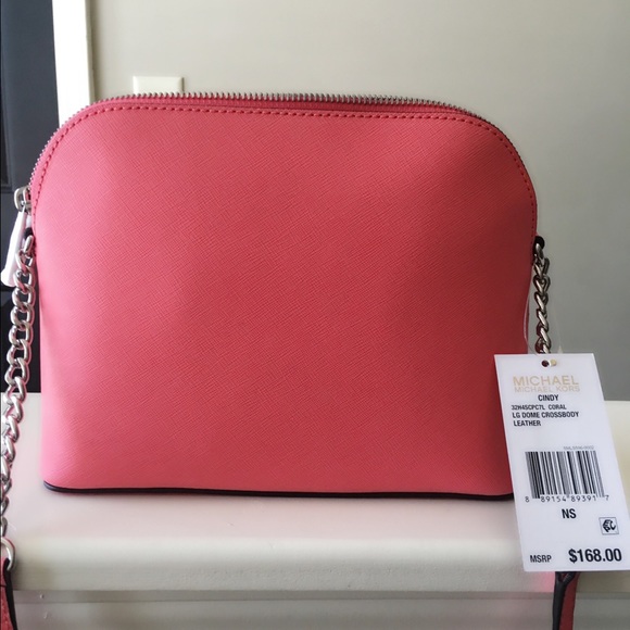 🚫🚫SOLD🚫🚫Michael kors Cindy coral cross body - Picture 4 of 4